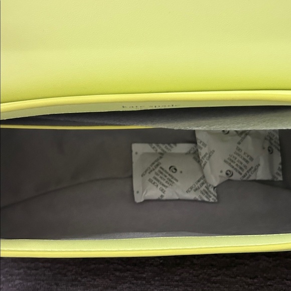 Kate Spade Lemon Shoulder Bag NWT - Picture 11 of 12